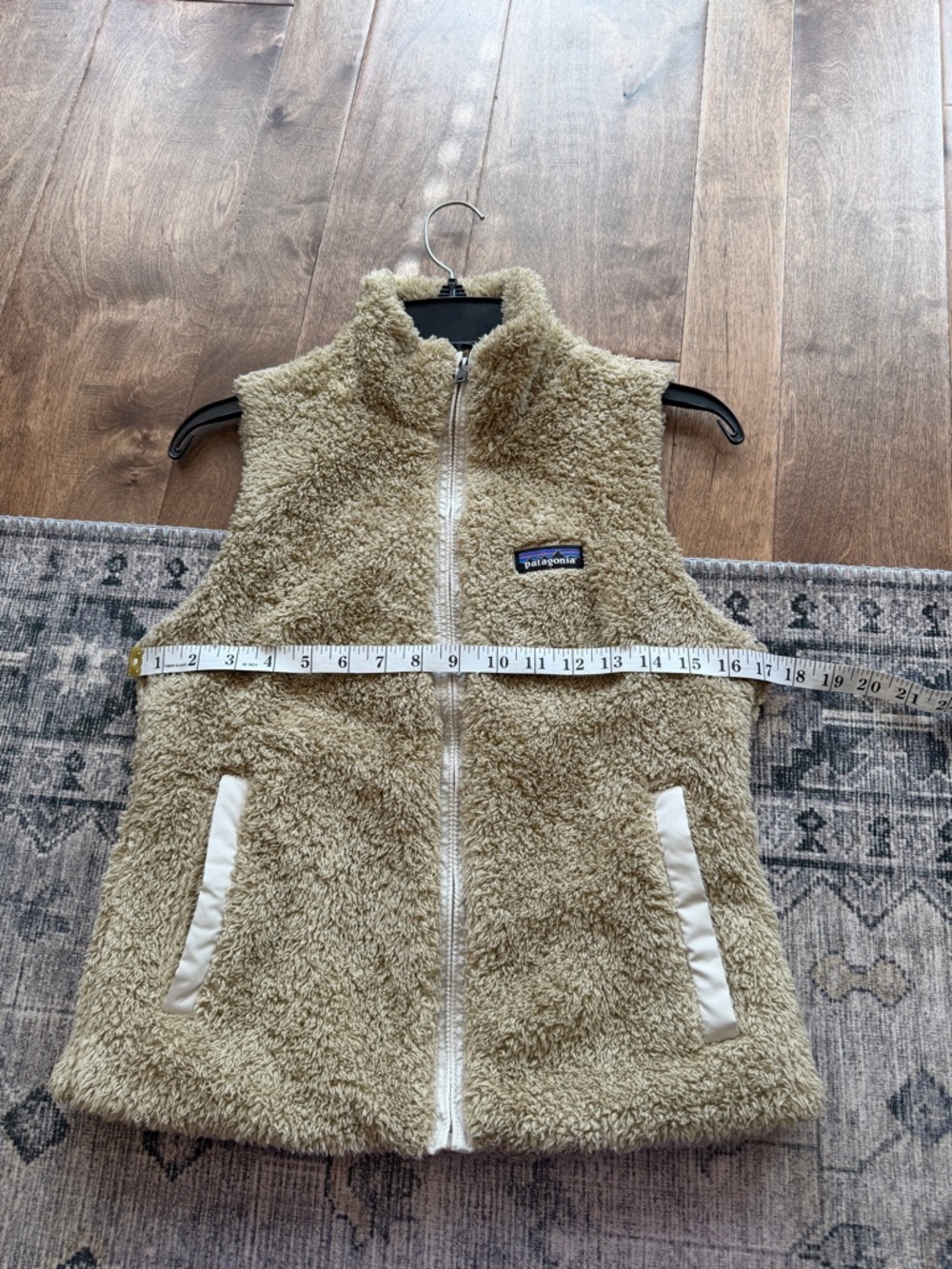 Patagonia women’s Los Gatos vest size small - Picture 8 of 8